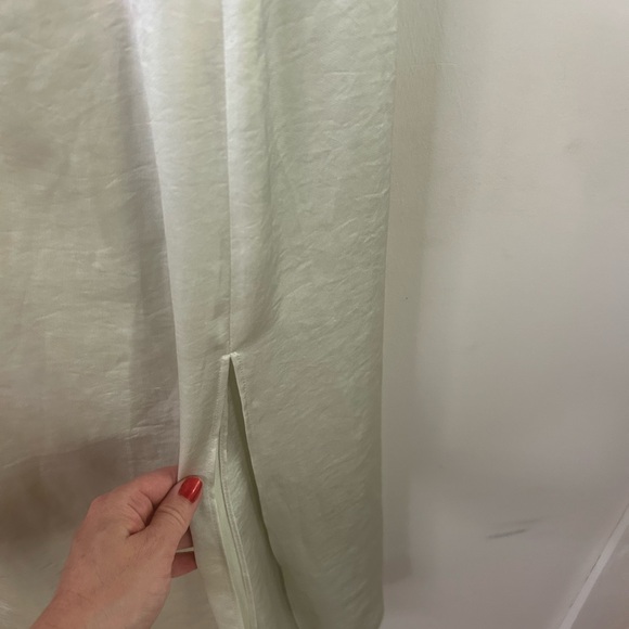 Aritzia Wilfred glaze satin dress‎ 2 - Picture 3 of 6